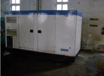 柳州康明斯150kw大型柴油二手发电机组