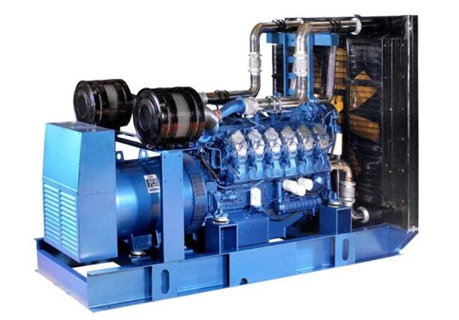 柳州康明斯30kw小型柴油二手发电机组