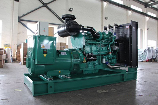柳州320kw康明斯柴油发电车出租_COPY_COPY